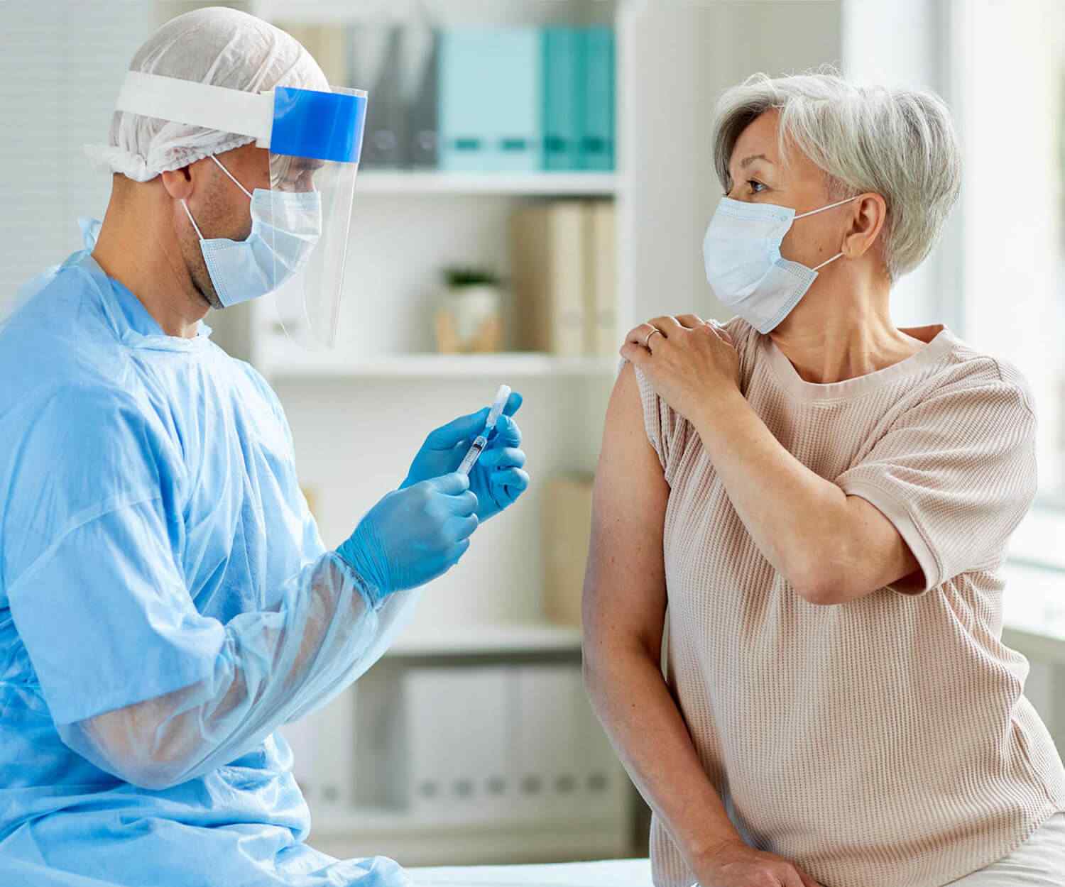 https://pieroperrone.com/wp-content/uploads/2021/07/card_image_01.jpg