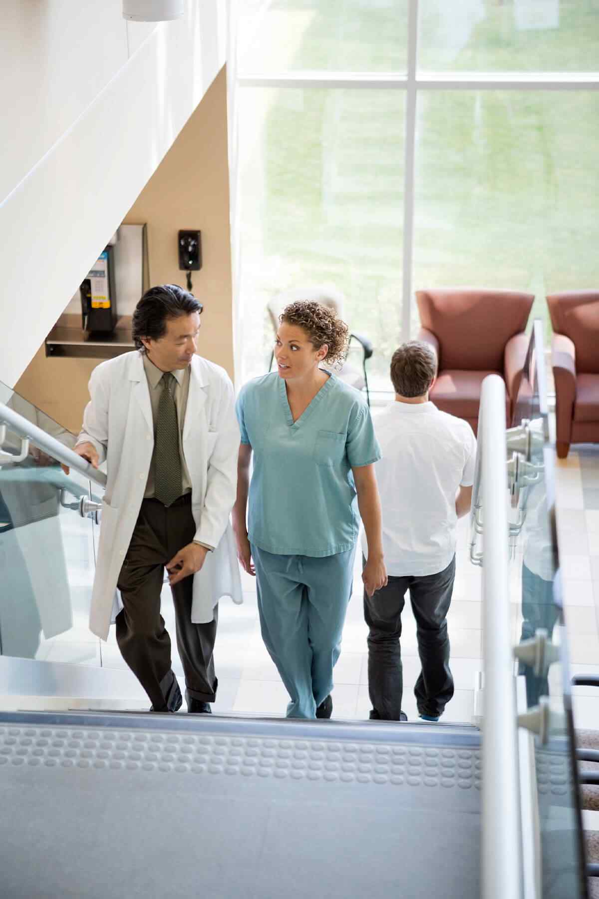 https://pieroperrone.com/wp-content/uploads/2021/07/home_01_image_01.jpg